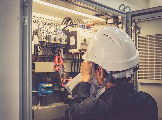 Instalacje elektryczne